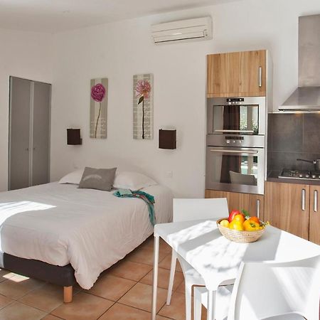 Amarylis A Calvi Location 2 Pers Avec Clim Jardin Piscine Et Barbecue Villa Екстериор снимка